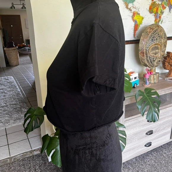 French Pastry crop top - Picture 3 of 8